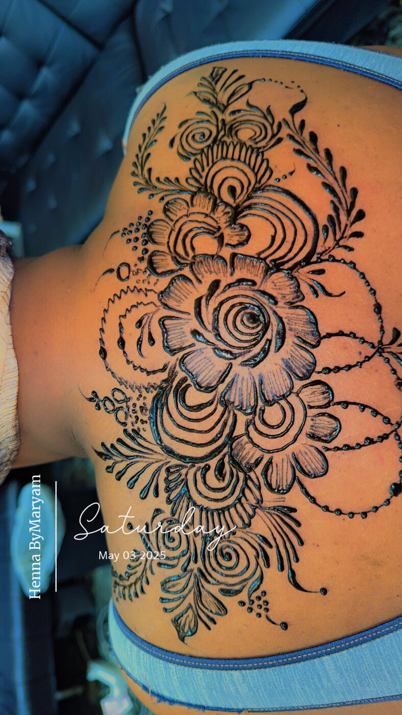 Floral back henna